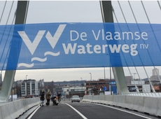 Nieuwe brug van 'Den Azijn' plechtig geopend
