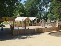 Nieuwe Speeltuin tussen de Jezuïetendreef en het kasteel Rivierenhof 