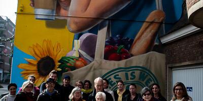 Mural Deurne centrum momentje