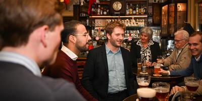 Peter en meter jong n-va antwerpen in deurne