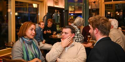 Peter en meter jong n-va antwerpen in deurne